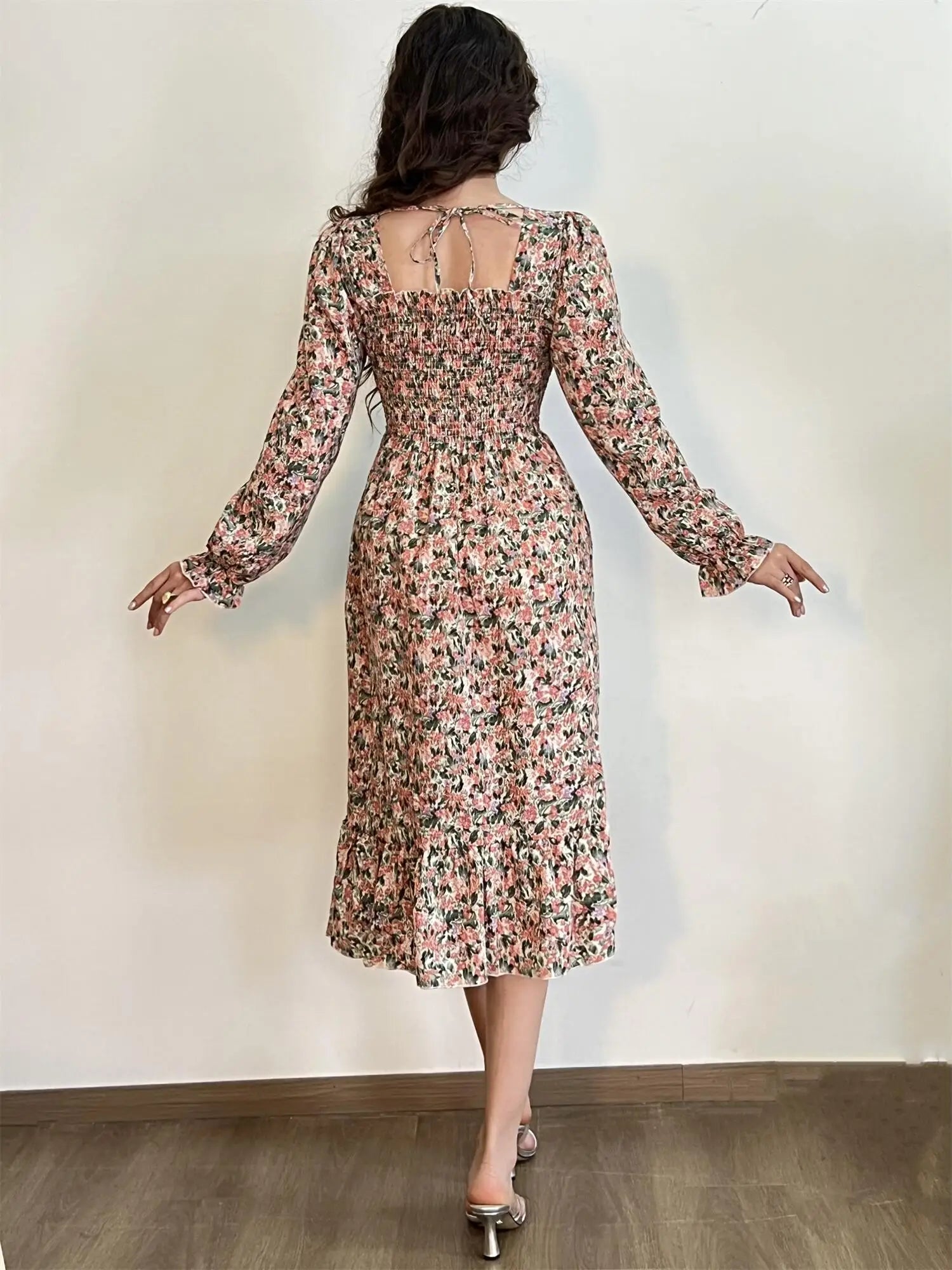 Robe décontractée en mousseline de soie pour femme, manches longues, coupe trapèze, imprimé floral, élastique sur la poitrine, lacets, mi-longue, automne et printemps