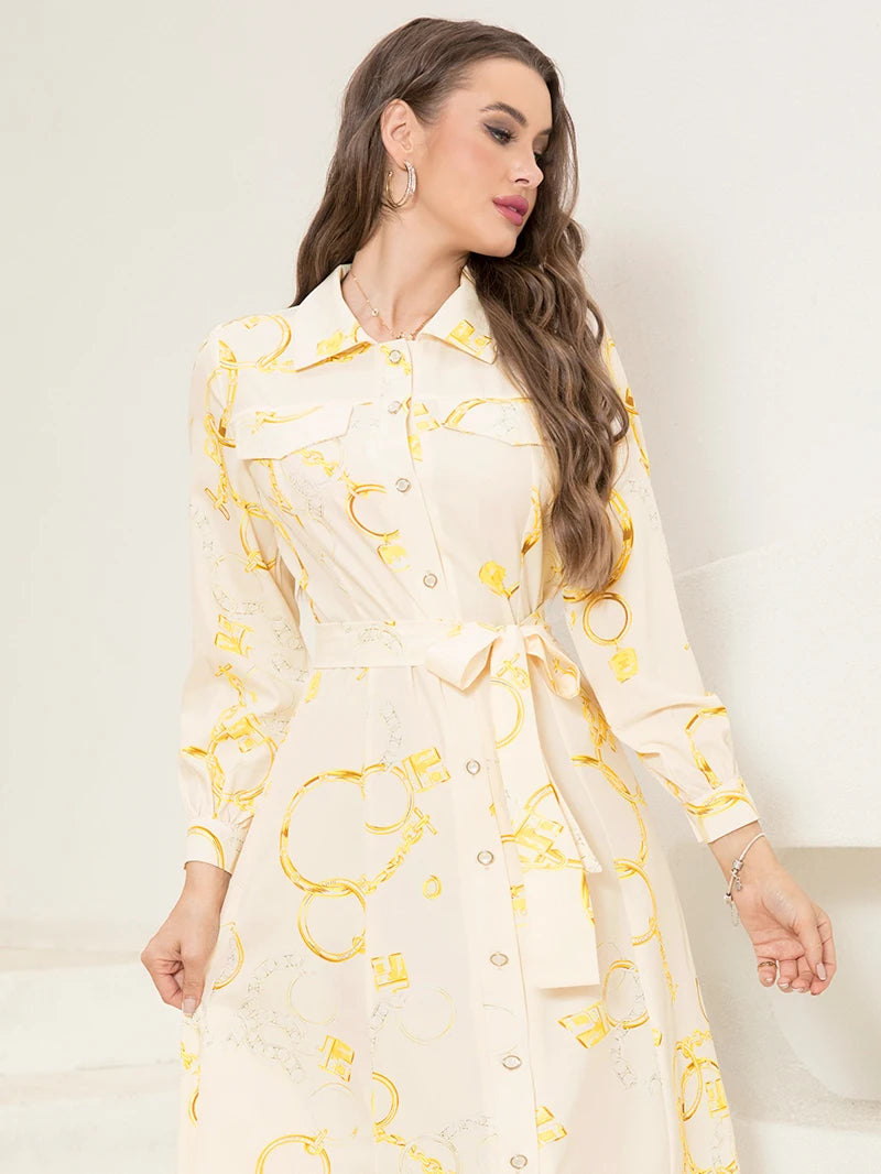 Robe chemise élégante à manches longues avec imprimé chaîne, ceinture et poche - Col sophistiqué, détails boutonnés